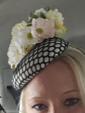 Floral Mesh Pillbox Headpiece - Black and White